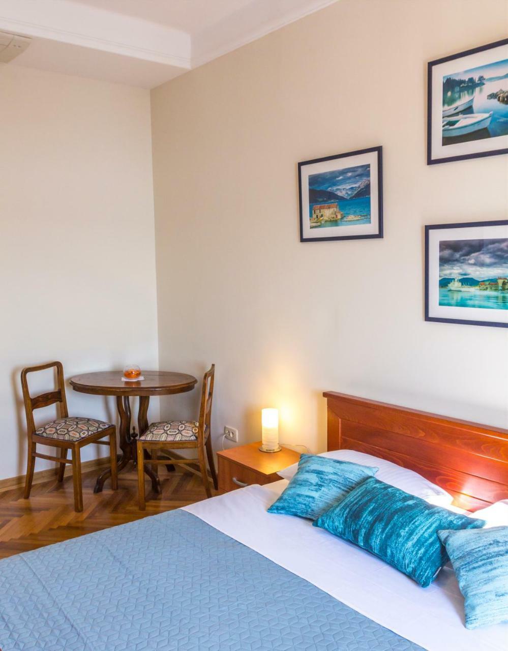 Apartman Natalia Tivat Exterior photo